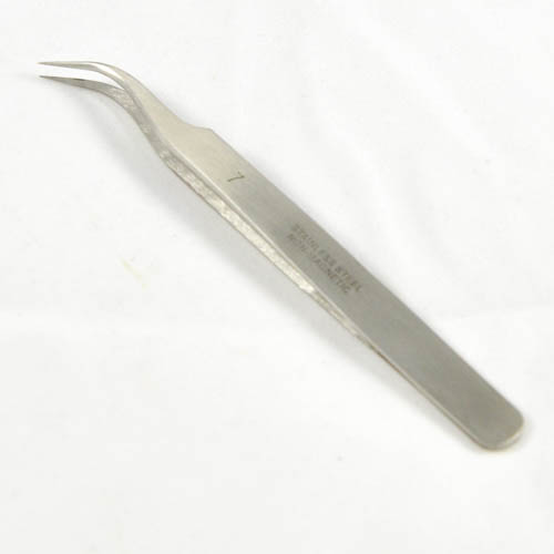 Tweezers