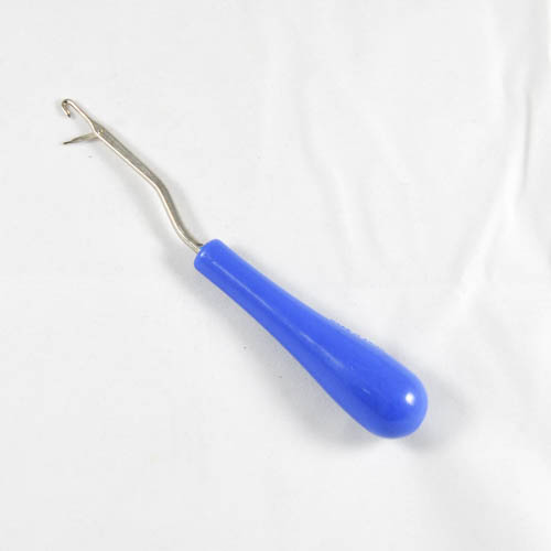 Latch Hook Needle with Plastic Handle